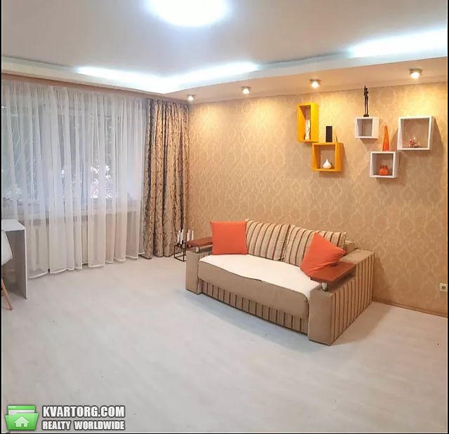 Rent out 1-room apartment. Киев,  Коломиевский пер — photo 1