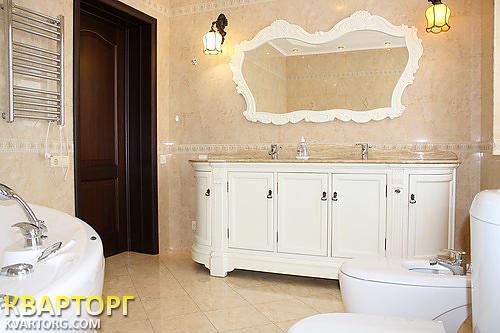 Sell house. Киев,  Богатырская — photo 9