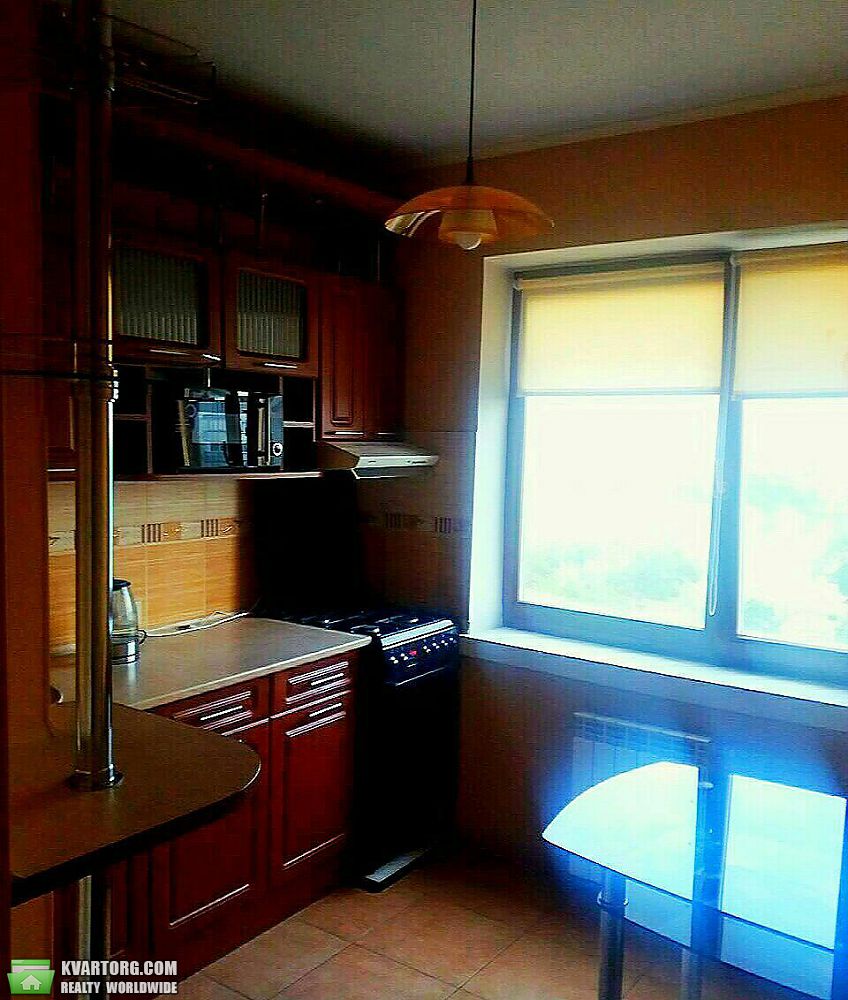 Rent out 2-room apartment. Киев,  Приозерная — photo 2