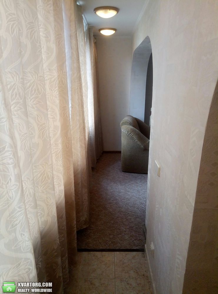 Rent out 1-room apartment. Киев,  Западынская — photo 6