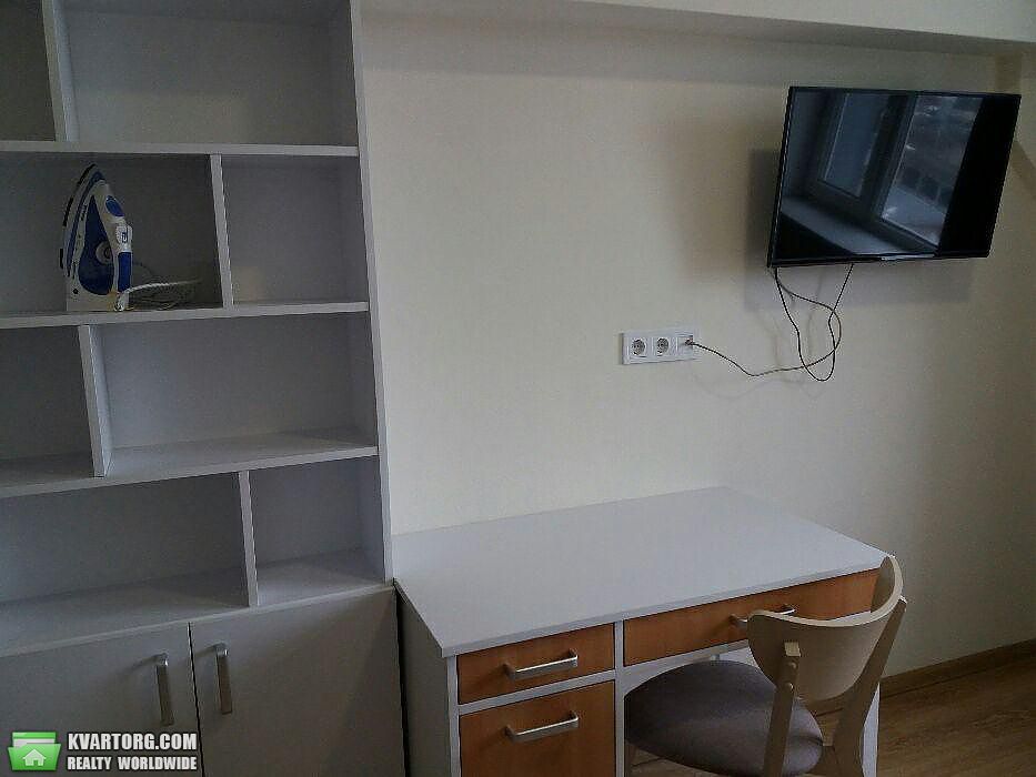 Rent out 1-room apartment. Киев,  Машинистовская — photo 4