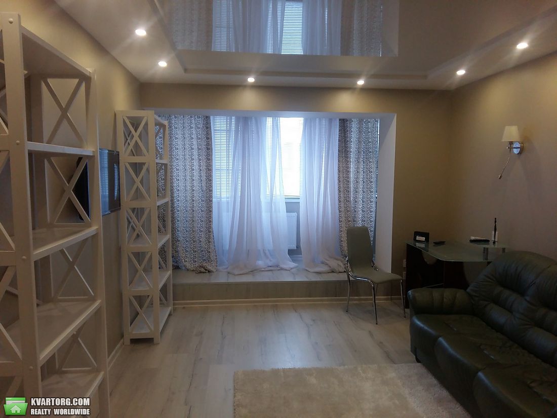 Rent out 3-room apartment. Днепропетровск, Исполкомовская — photo 6