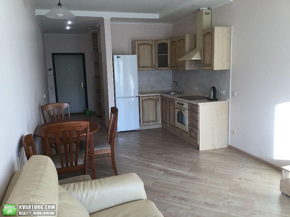 Rent out 2-room apartment. Киев,  Голосеевский пр — photo 2