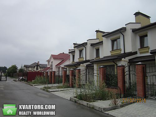 Sell house. Киевская обл., Парниковая — photo 1