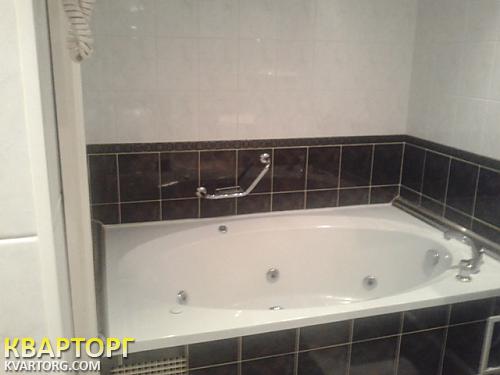 Rent out 3-room apartment. Киев,  Феодосийская — photo 4