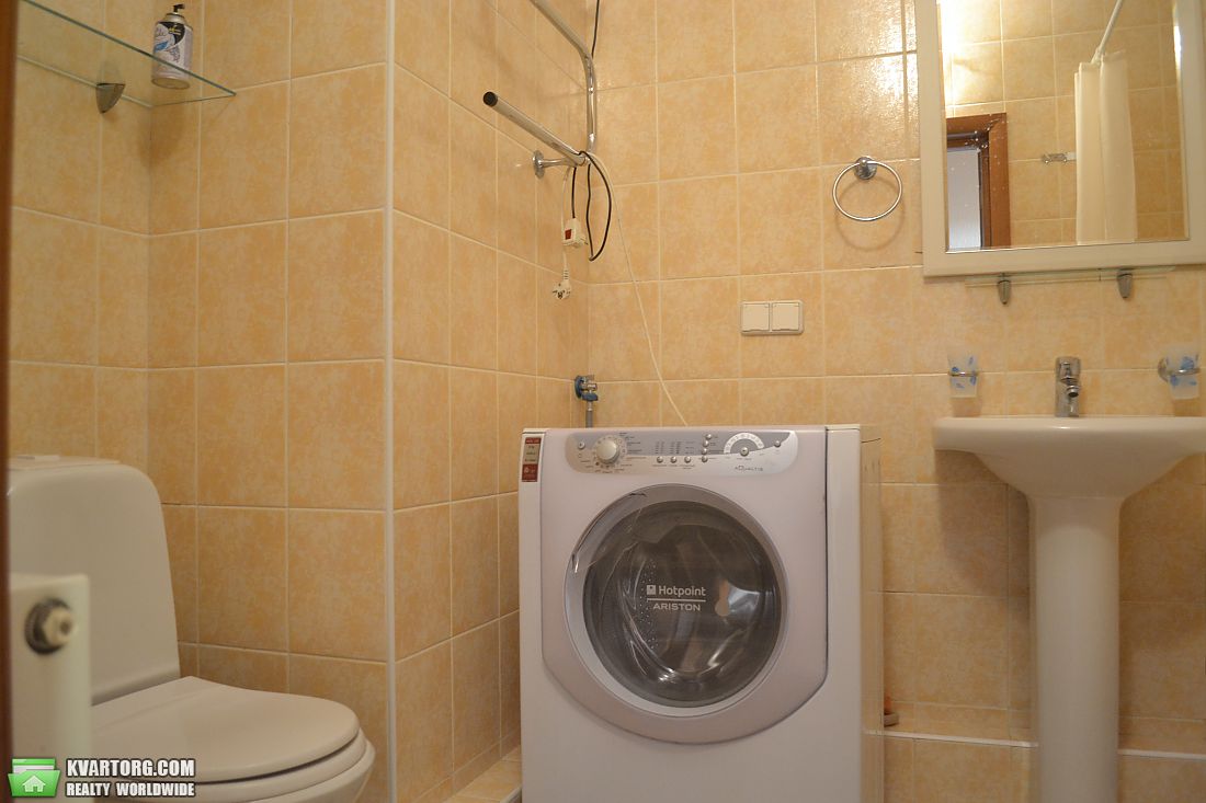 Rent out 3-room apartment. Киев,  Чаадаева — photo 8