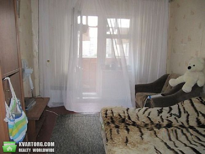 Sell 3-room apartment. Киев,  Ревуцкого — photo 1