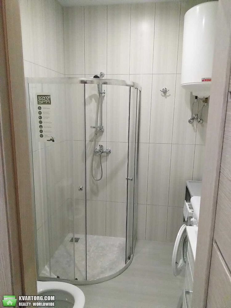 Rent out 1-room apartment. Киев, Промениста — photo 6