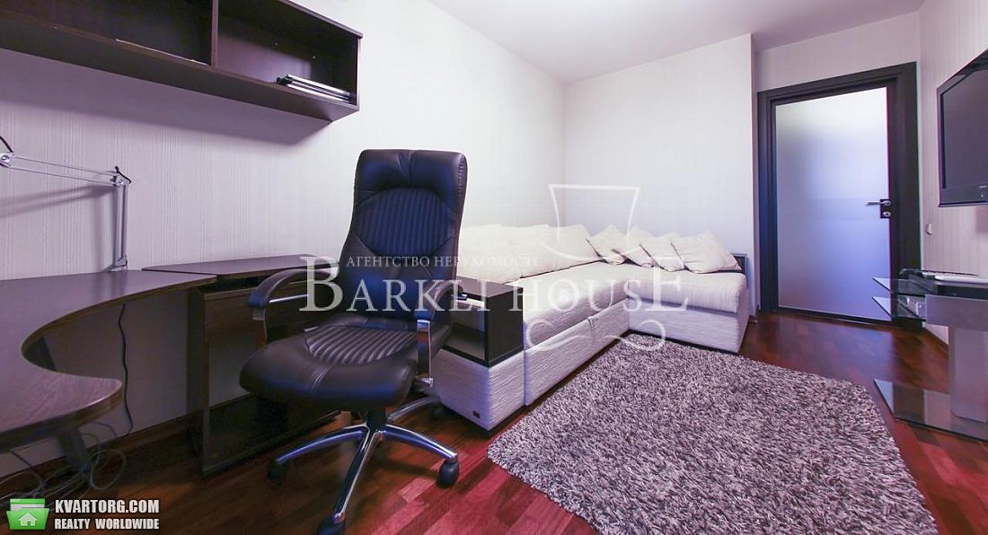 Rent out 3-room apartment. Киев,  Паньковская — photo 9
