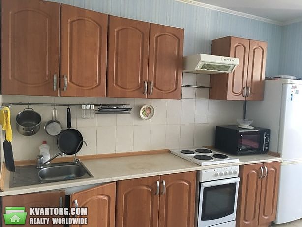 Rent out 2-room apartment. Киев,  Руденко — photo 1