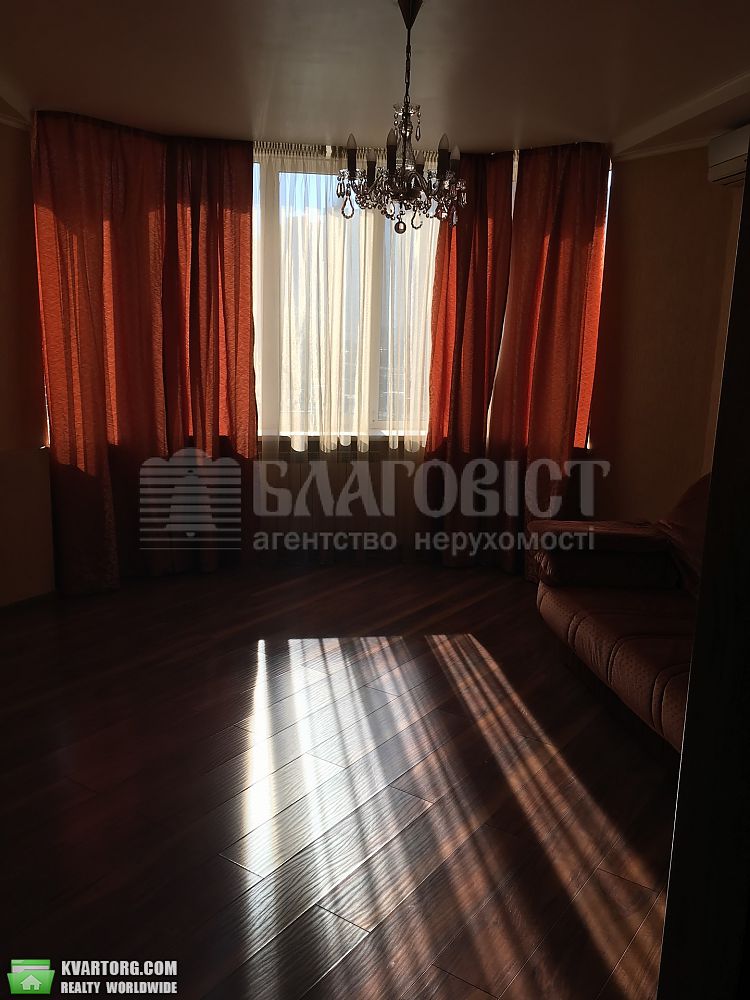 Rent out 2-room apartment. Киев,  Бажана — photo 5