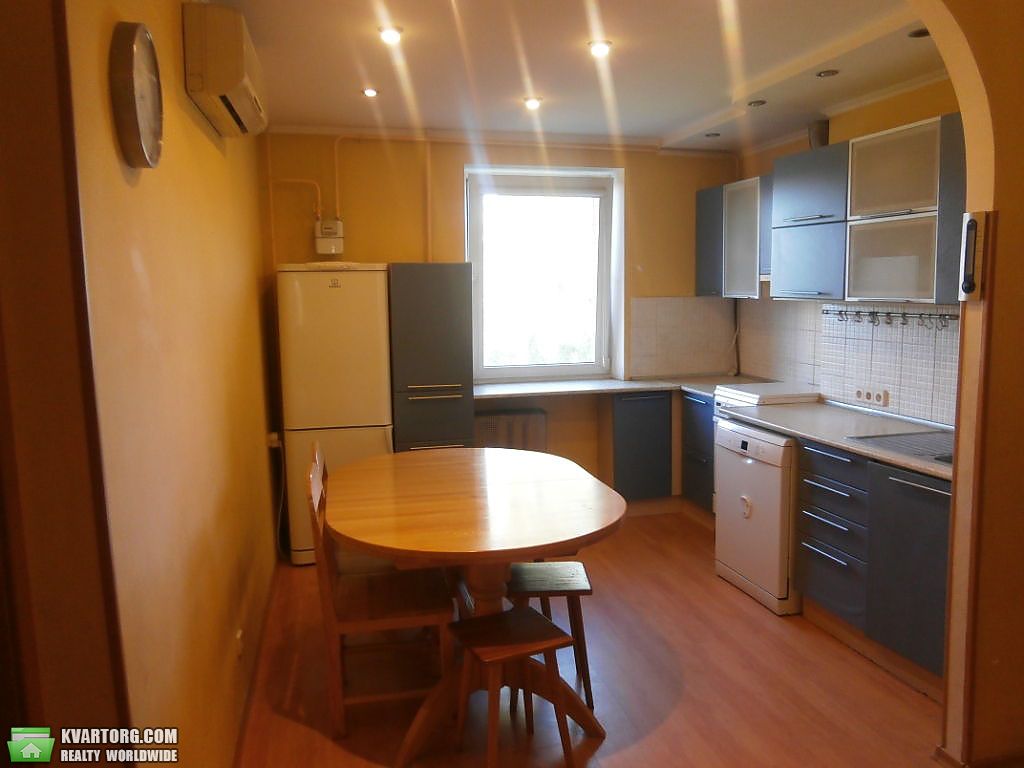 Sell 3-room apartment. Киев,  Светлицкого — photo 1
