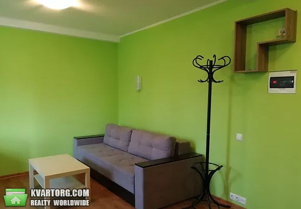 Rent out 1-room apartment. Киев,  Героїв Дніпра — photo 1