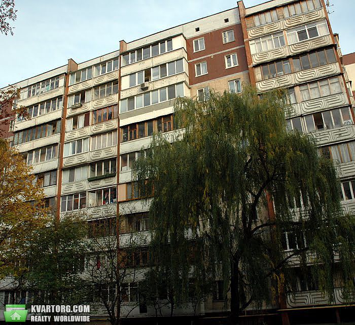 Sell 3-room apartment. Киев,  Свободы пр — photo 1