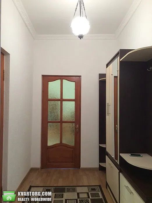 Rent out 2-room apartment. Киев, Жмеринская — photo 2