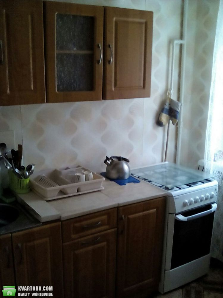 Rent out 1-room apartment. Киев, Деревлянская — photo 3