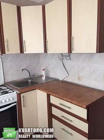 Rent out 1-room apartment. Киев,  Златопольская — photo 3