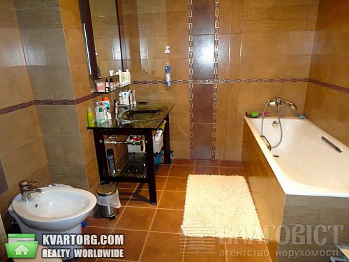 Sell 3-room apartment. Киев, Старонаводницкая — photo 3