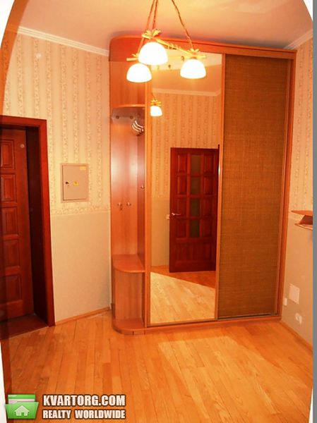 Rent out 1-room apartment. Киев, Героев Сталинграда пр — photo 4