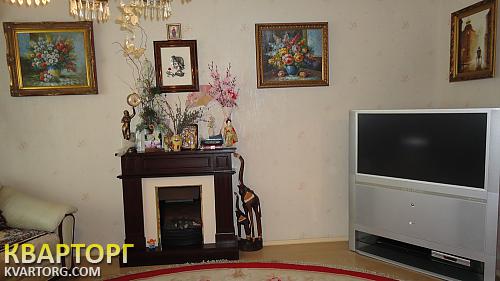 Sell 4-room apartment. Днепропетровск, наб.победы — photo 1