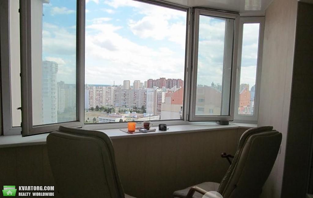 Sell 3-room apartment. Киев,  Пчелки — photo 1
