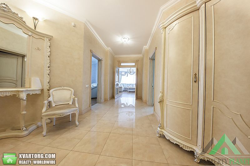 Rent out 4-room apartment. Киев,  Златоустовская — photo 3