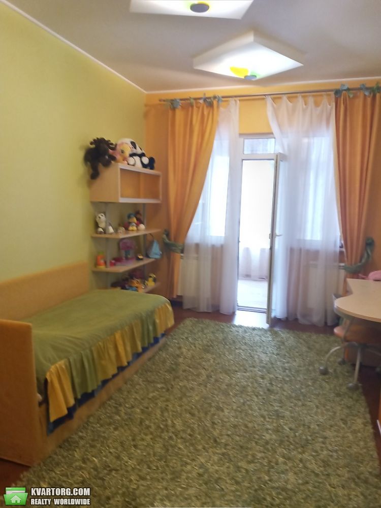 Rent out 3-room apartment. Киев, Саксаганского — photo 3