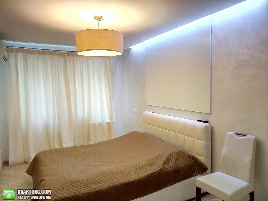 Rent out 3-room apartment. Киев,  Леси Украинки бул — photo 7