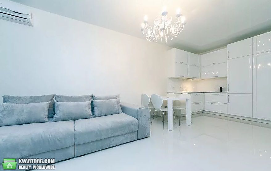 Sell 2-room apartment. Киев,  Феодосийская — photo 2