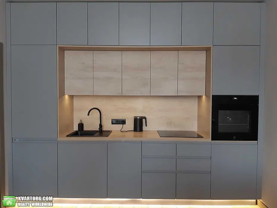 Sell 3-room apartment. Вышгород, Набережная — photo 1
