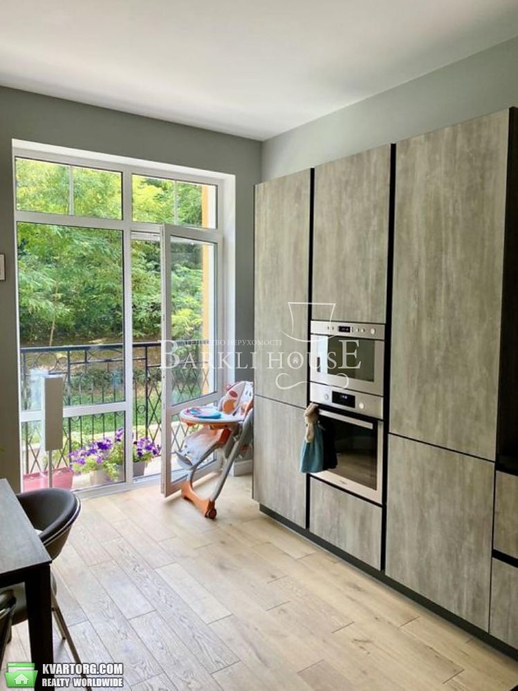 Rent out 3-room apartment. Киев, дегтярная — photo 2