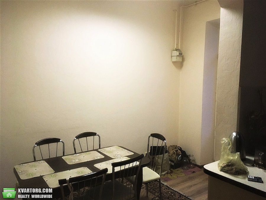 Sell 4-room apartment. Киев,  Богдана Хмельницкого — photo 4