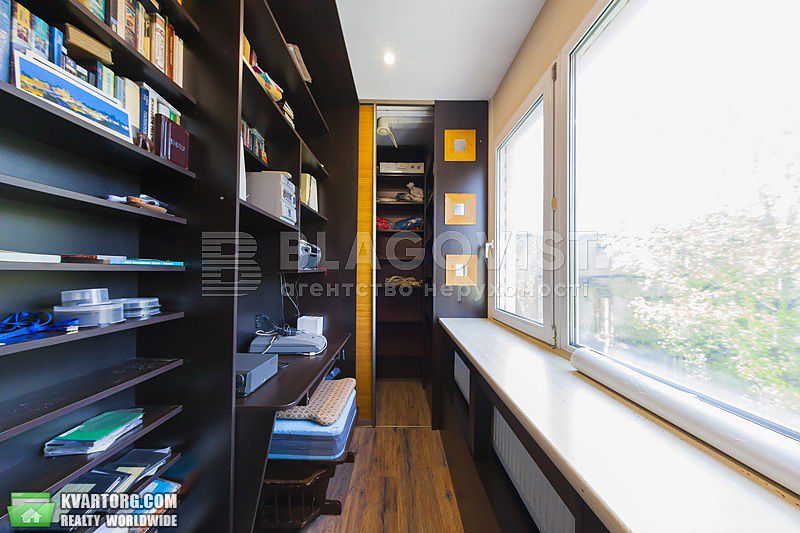 Sell 3-room apartment. Киев,  Межигорская — photo 9