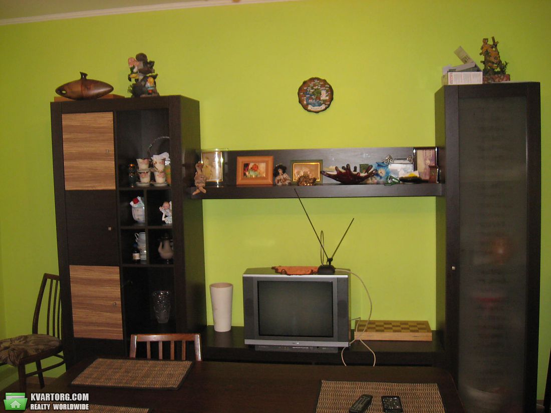 Rent out house. Киев, Леси Украинки бул — photo 1