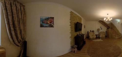Sell house. Одесса, улица Морская — photo 1