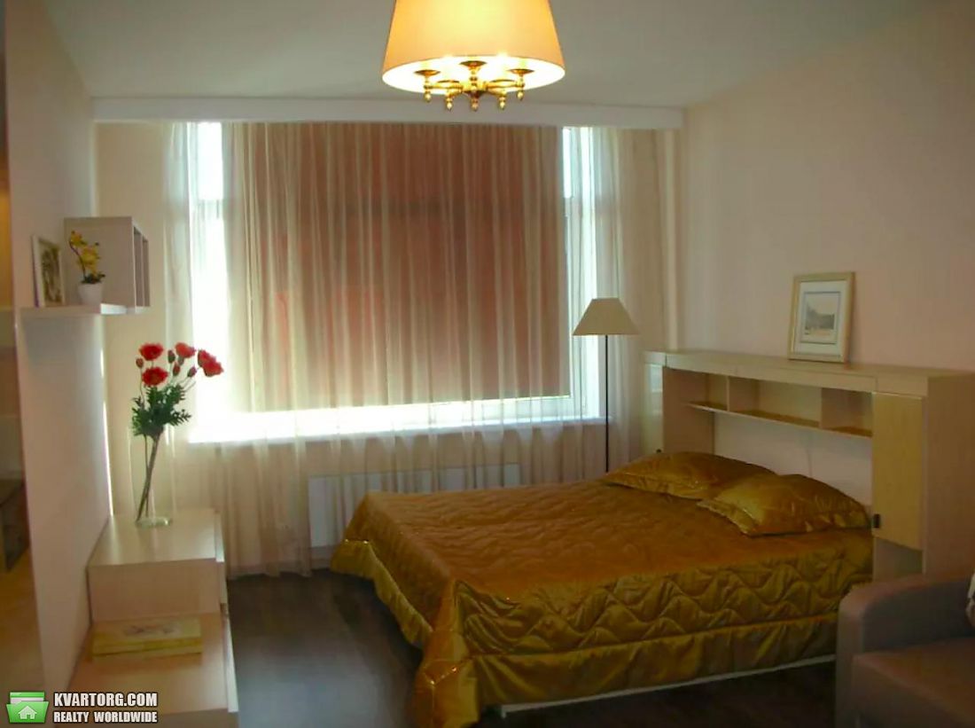 Rent out 2-room apartment. Киев, Сикорского — photo 1