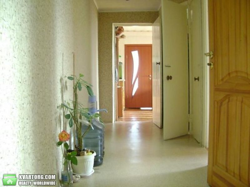 Sell 4-room apartment. Киев,  Вересневая — photo 4