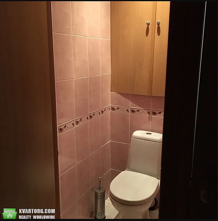 Rent out 3-room apartment. Киев,  Энтузиастов — photo 8