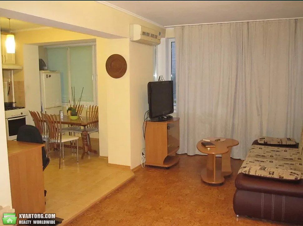 Rent out 1-room apartment. Киев,  Большая Васильковская — photo 2