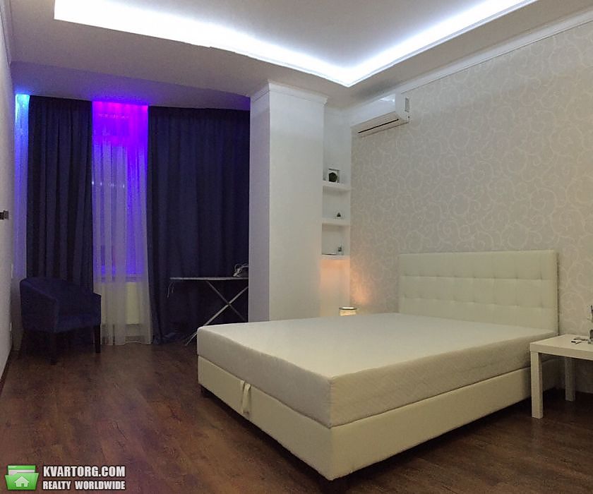 Rent out 2-room apartment. Киев,  Руданского — photo 9