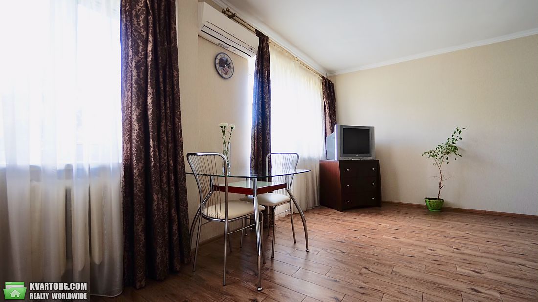 Rent out 1-room apartment. Чернигов, проспект Мира — photo 5