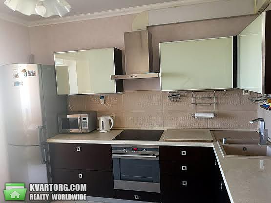 Rent out 2-room apartment. Киев,  Эрнста — photo 2