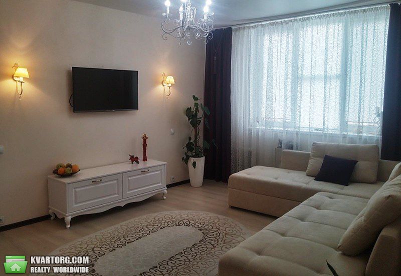 Sell 2-room apartment. Киев,  Эрнста — photo 2