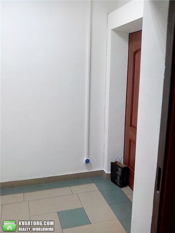 Rent out office. Киев, Жилянская — photo 2
