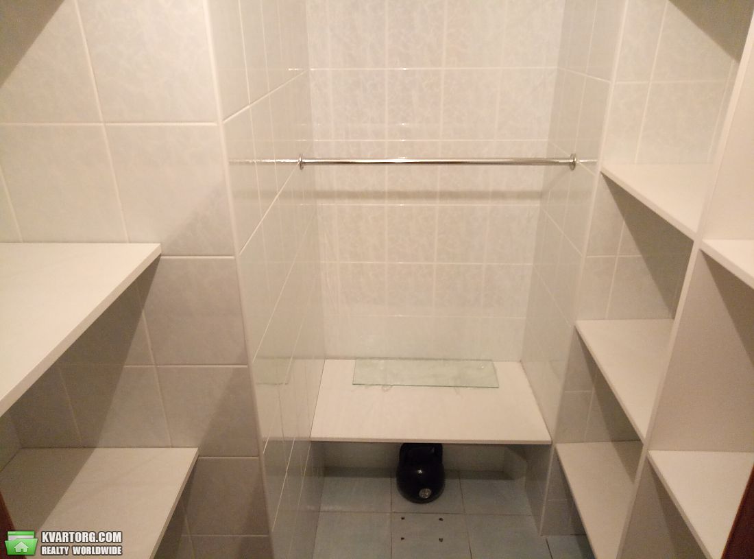 Rent out 3-room apartment. Киев,  Чаадаева — photo 9