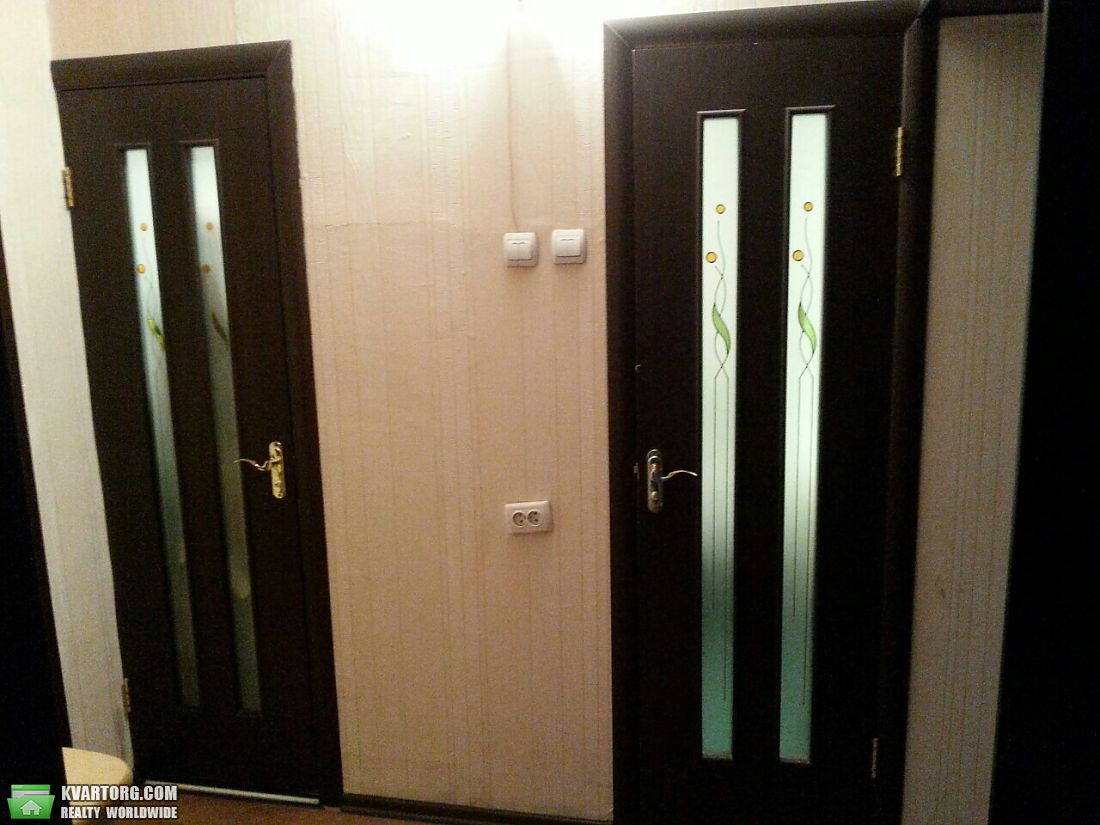 Rent out 1-room apartment. Киев, Гмыри — photo 3