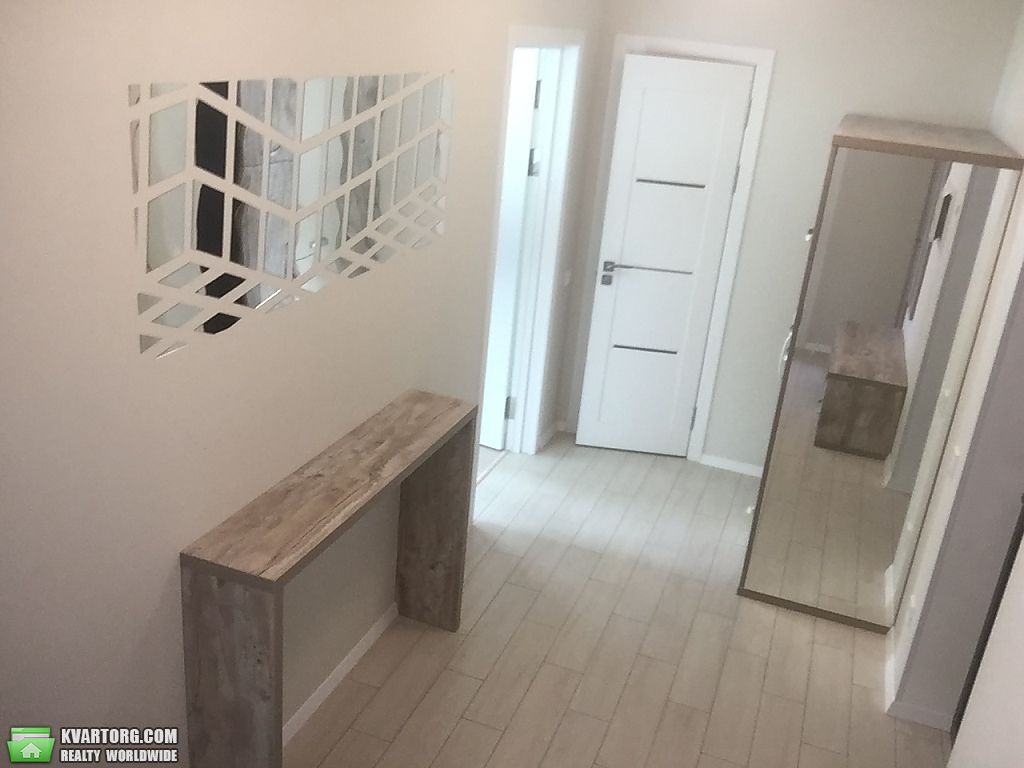 Rent out 2-room apartment. Киев,  Лебедева Николая — photo 4