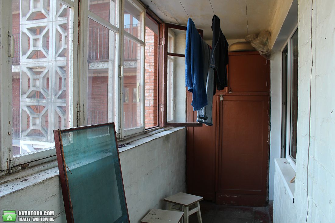 Sell 2-room apartment. Днепропетровск, Тополь 1 — photo 4