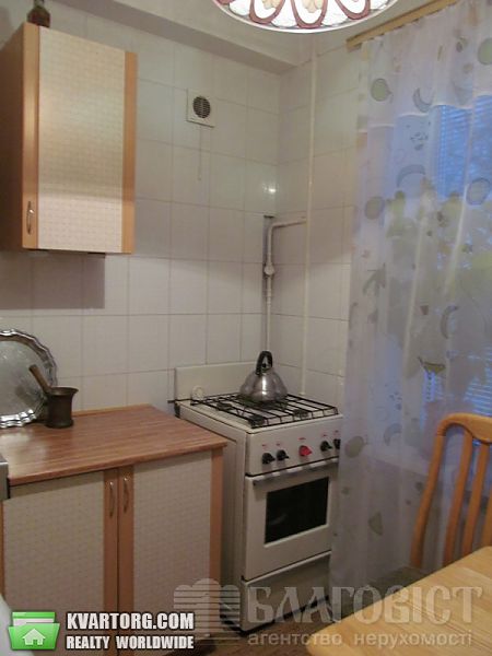 Sell 1-room apartment. Киев, Лихачева — photo 2