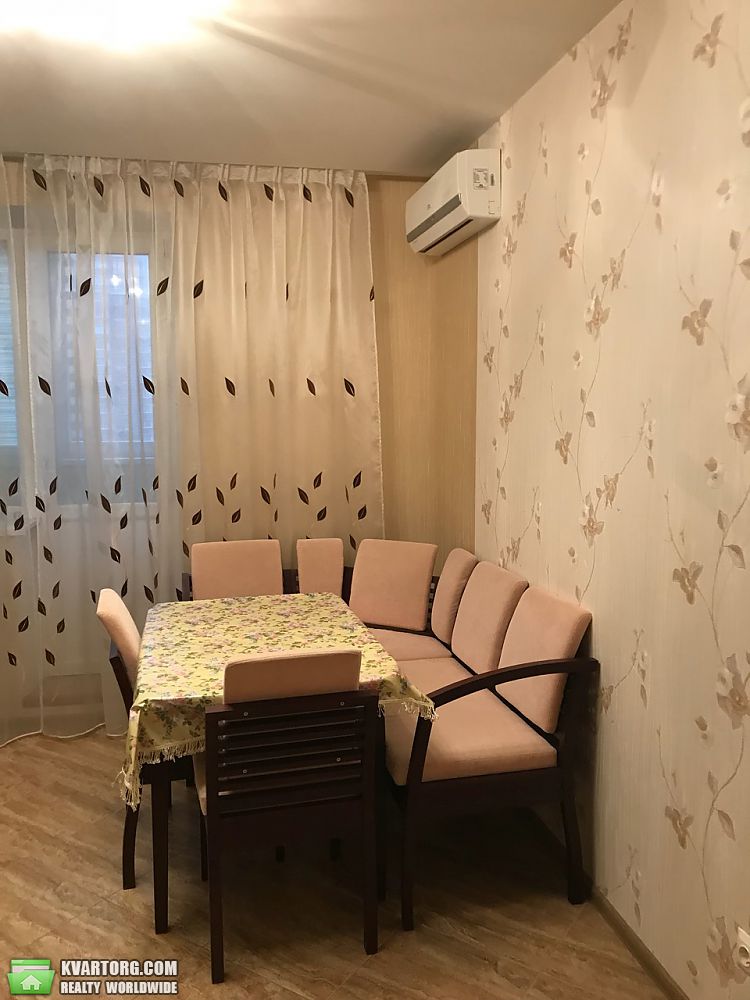 Rent out 2-room apartment. Киев,  Голосеевская — photo 6